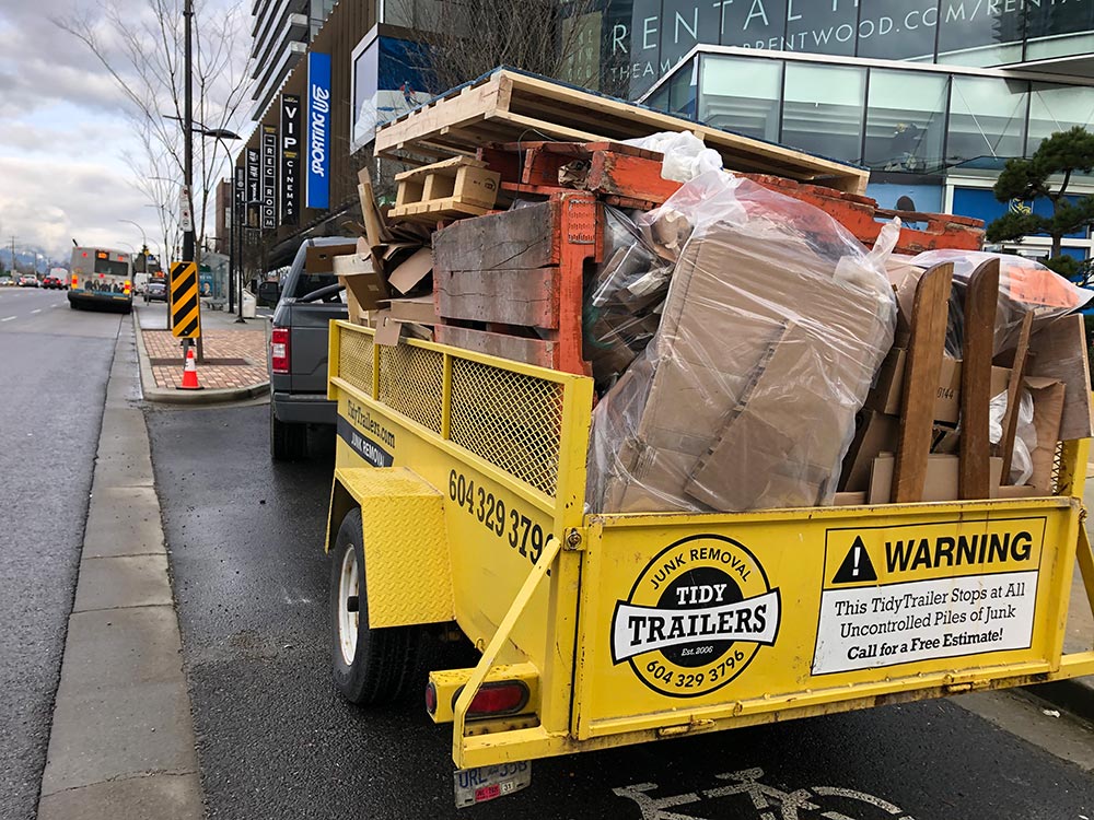 We Load It – outside, 1 person (tenant improvement)